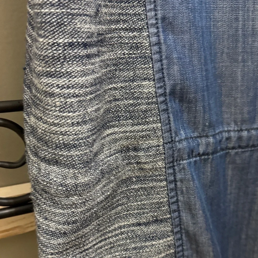Hooded Vest with Zipper Zenergy by chicos 2 - Picture 11 of 13